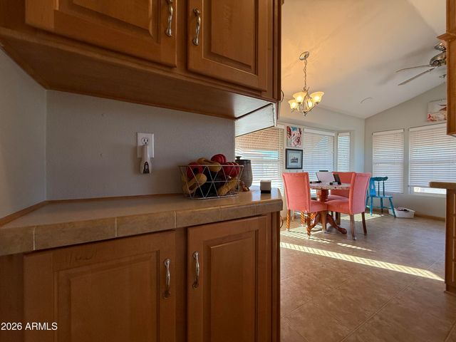 21175 W WESTWARD VIEW Road 241, Congress, AZ 85332