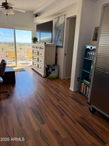 21175 W WESTWARD VIEW Road 241, Congress, AZ 85332