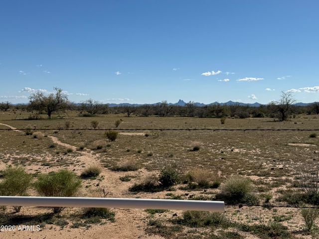 21175 W WESTWARD VIEW Road 241, Congress, AZ 85332