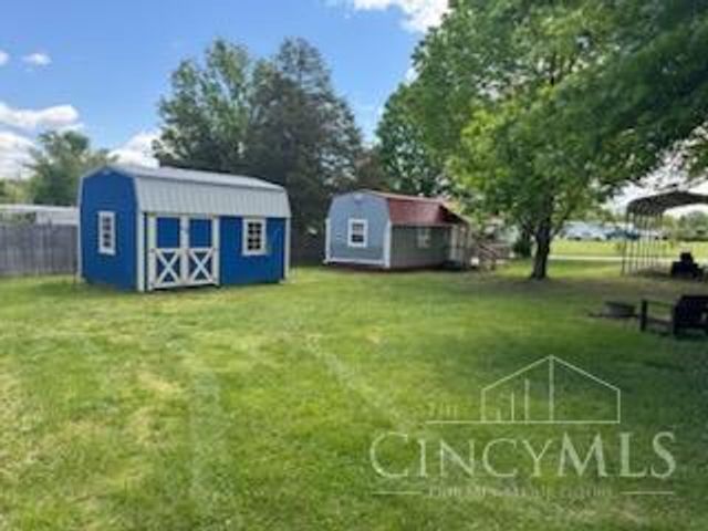 10723 Hiawatha Road, Paint Twp, OH 45133