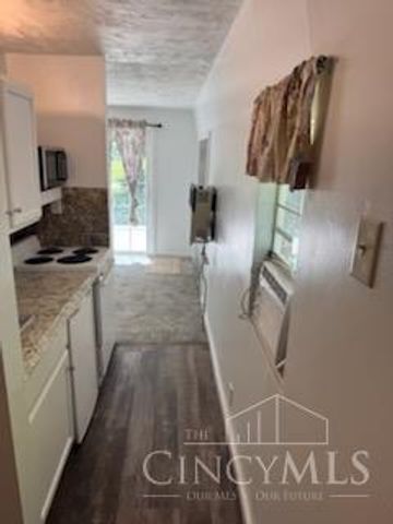 10723 Hiawatha Road, Paint Twp, OH 45133