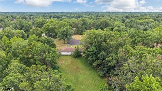 6 Orchard Dr, Scotch Plains Twp., NJ 07076