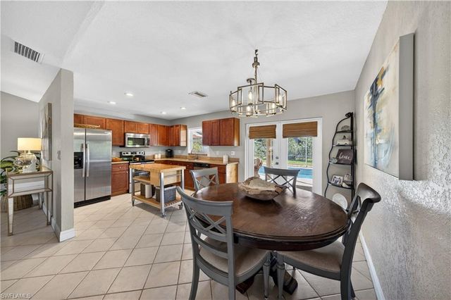 4005 SW 27th AVE, Cape Coral, FL 33914