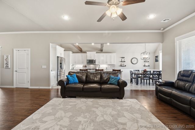 22803 E 104th Street S, Broken Arrow, OK 74014