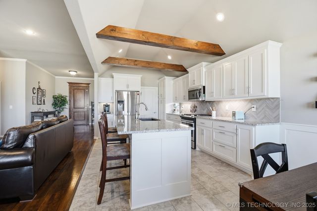 22803 E 104th Street S, Broken Arrow, OK 74014