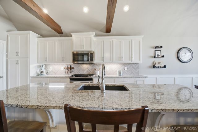 22803 E 104th Street S, Broken Arrow, OK 74014