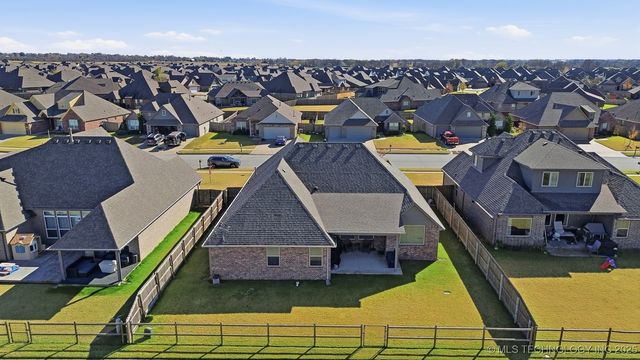 22803 E 104th Street S, Broken Arrow, OK 74014