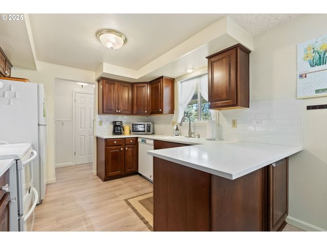8701 Ne 57TH St, Vancouver, WA 98662