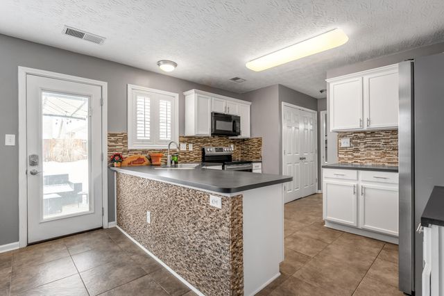 2252 Prescott Lane, Lexington, KY 40511