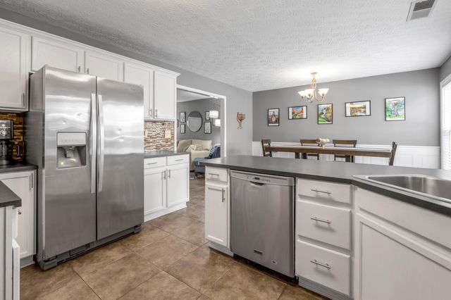 2252 Prescott Lane, Lexington, KY 40511