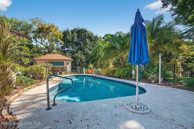 482 Arbor Street, Sebastian, FL 32958