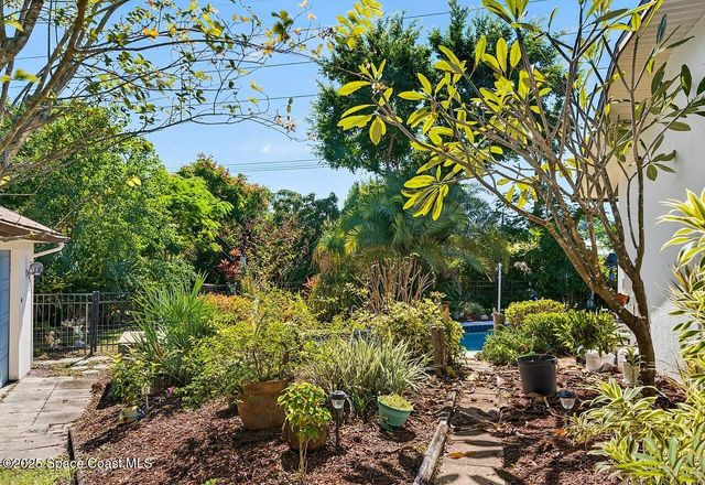 482 Arbor Street, Sebastian, FL 32958