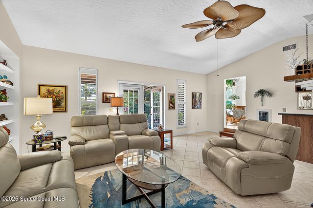 482 Arbor Street, Sebastian, FL 32958