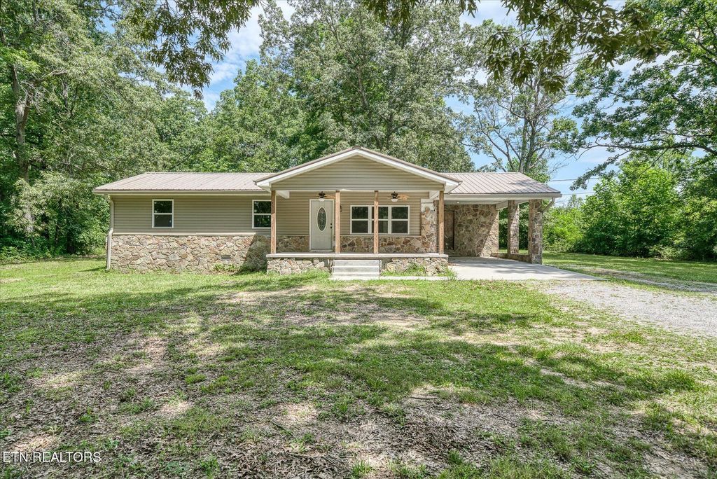 88 Sullivan Drive, Crossville, TN 38555
