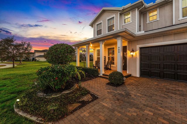 909 Deer Haven Drive, Loxahatchee, FL 33470