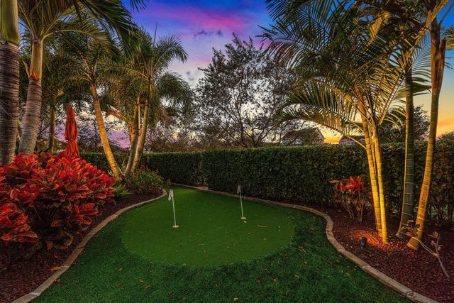 909 Deer Haven Drive, Loxahatchee, FL 33470