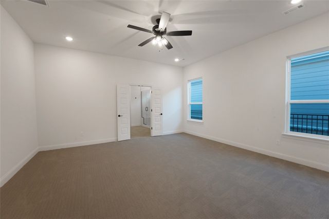 6810 Winterwood Avenue, Springdale, AR 72762