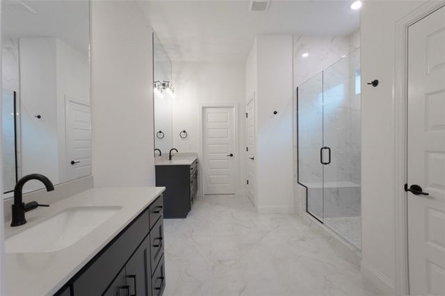 6810 Winterwood Avenue, Springdale, AR 72762