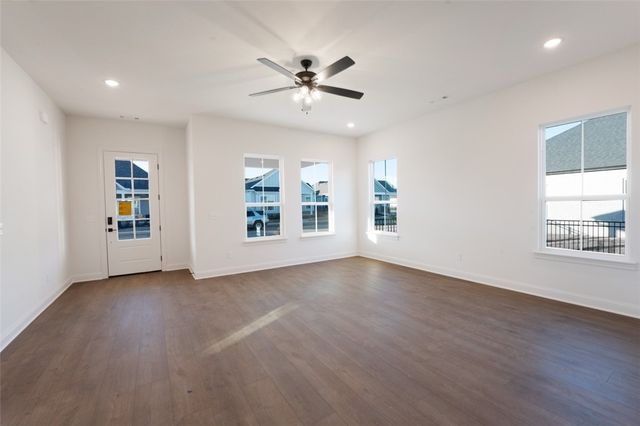 6810 Winterwood Avenue, Springdale, AR 72762