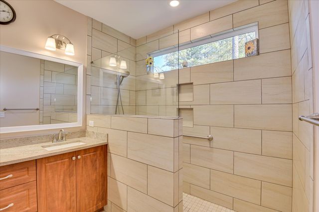 102 Godfrey Drive, Mc Cormick, SC 29835