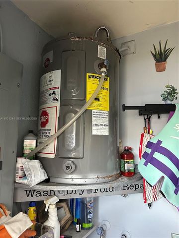 5481 NW 171st Ter 1, Miami Gardens, FL 33055