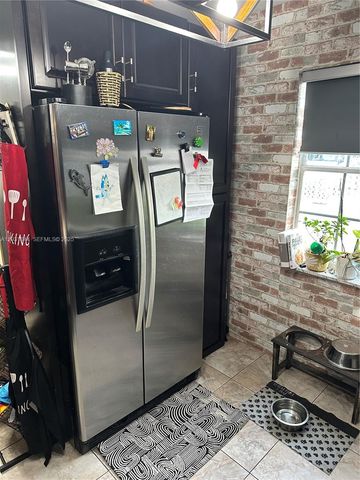 5481 NW 171st Ter 1, Miami Gardens, FL 33055