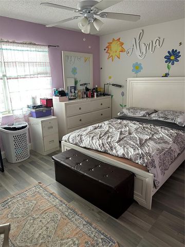 5481 NW 171st Ter 1, Miami Gardens, FL 33055