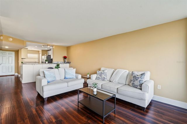 900 COVE CAY DRIVE 2B, Clearwater, FL 33760