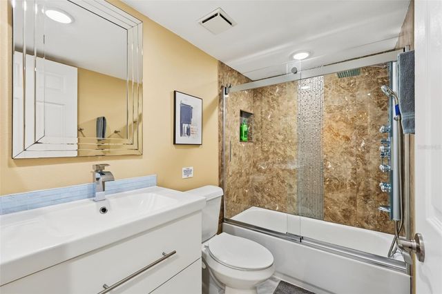 900 COVE CAY DRIVE 2B, Clearwater, FL 33760