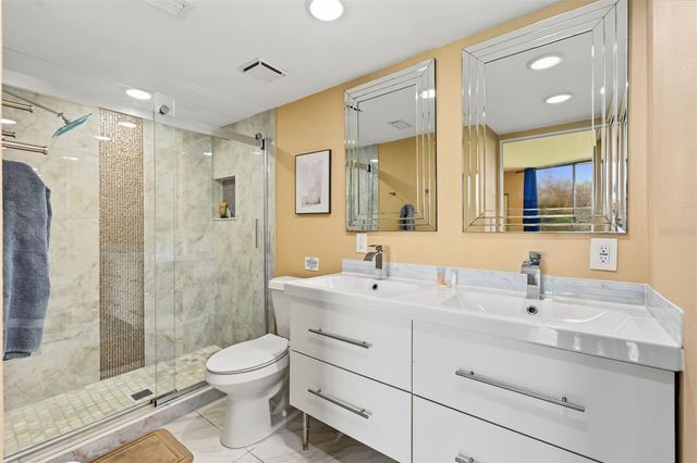 900 COVE CAY DRIVE 2B, Clearwater, FL 33760