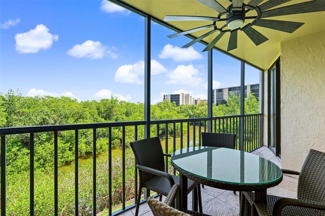900 COVE CAY DRIVE 2B, Clearwater, FL 33760