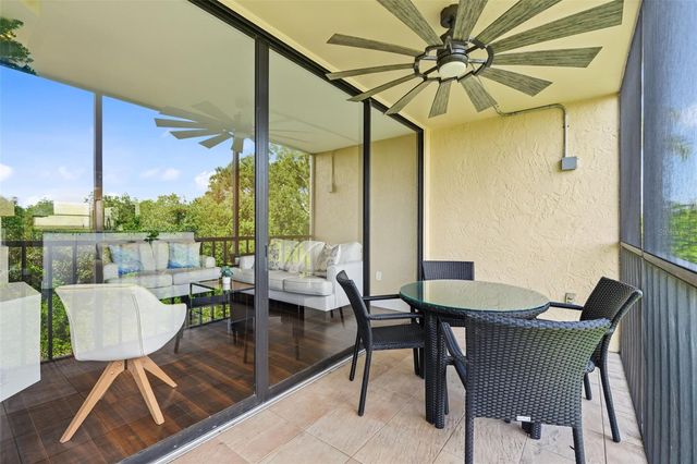 900 COVE CAY DRIVE 2B, Clearwater, FL 33760