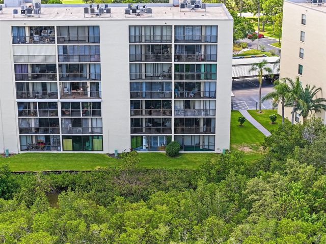 900 COVE CAY DRIVE 2B, Clearwater, FL 33760