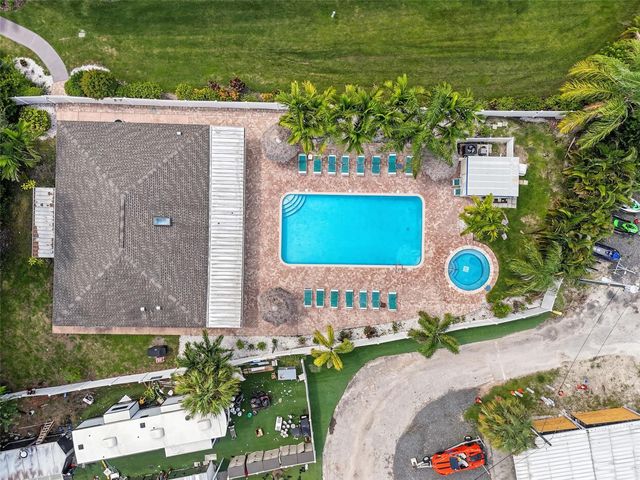 900 COVE CAY DRIVE 2B, Clearwater, FL 33760