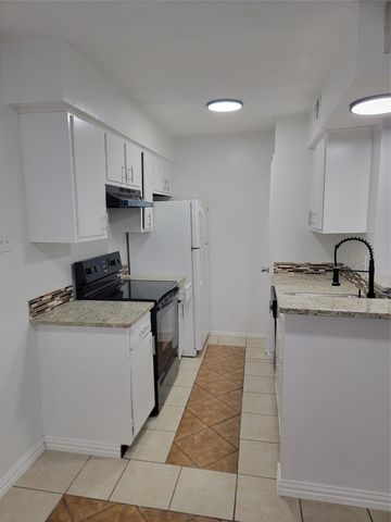 3520 Parkridge Drive 114, Dallas, TX 75234