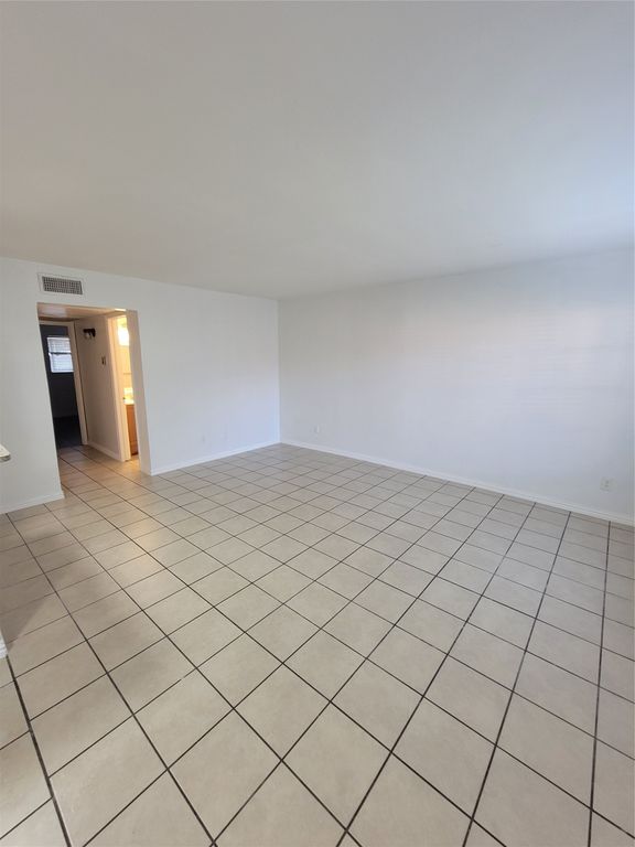 3520 Parkridge Drive 114, Dallas, TX 75234 — photo 5