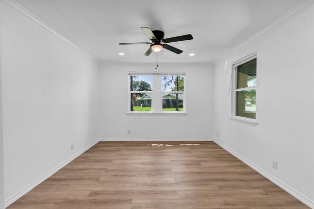 3710 Devonshire Court E, Irving, TX 75062