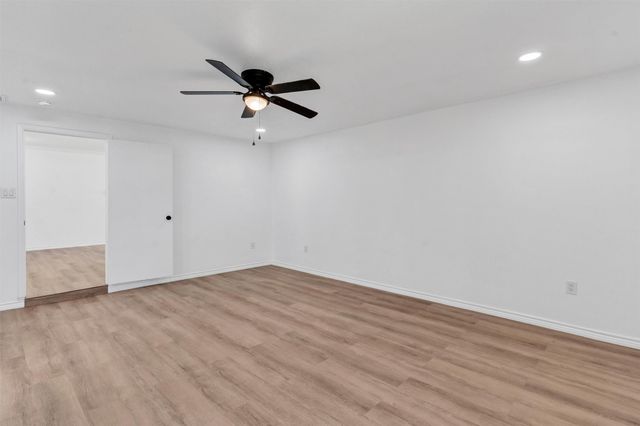 3710 Devonshire Court E, Irving, TX 75062