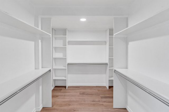 3710 Devonshire Court E, Irving, TX 75062