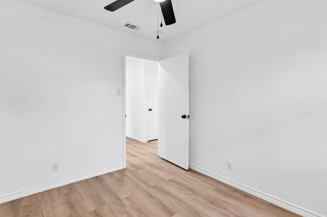 3710 Devonshire Court E, Irving, TX 75062