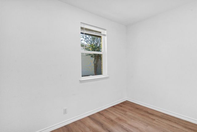 3710 Devonshire Court E, Irving, TX 75062