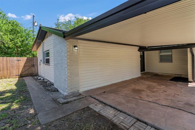 3710 Devonshire Court E, Irving, TX 75062