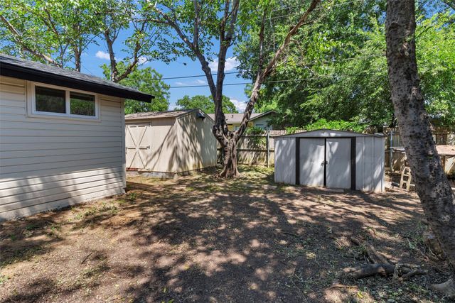 3710 Devonshire Court E, Irving, TX 75062