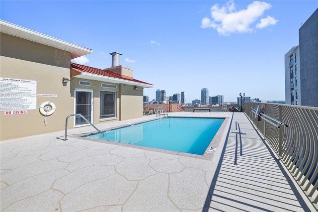 750 4TH AVENUE S 405D, St Petersburg, FL 33701