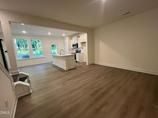 1282 Hammond Drive, Mebane, NC 27302