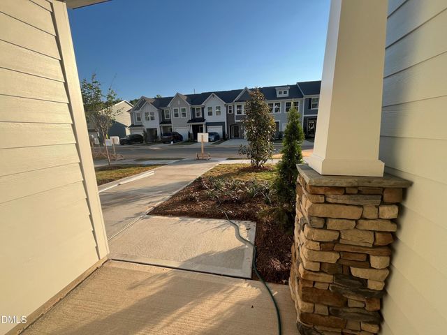 1282 Hammond Drive, Mebane, NC 27302