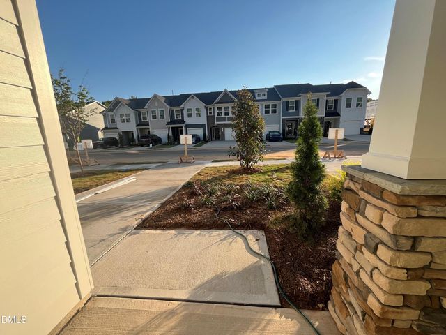 1282 Hammond Drive, Mebane, NC 27302