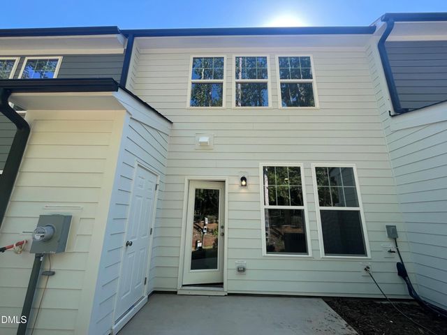 1282 Hammond Drive, Mebane, NC 27302