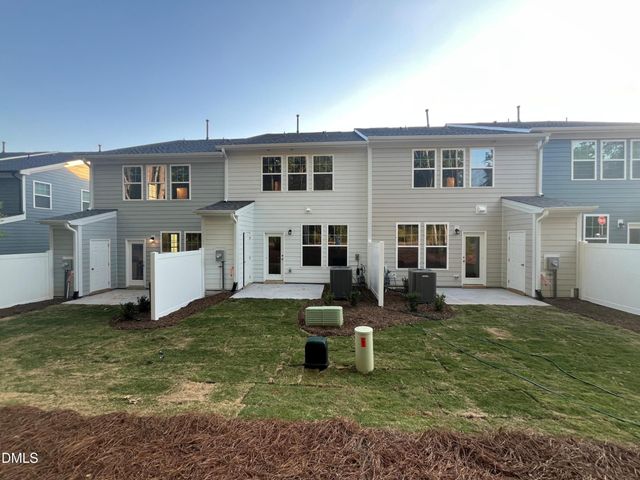 1282 Hammond Drive, Mebane, NC 27302