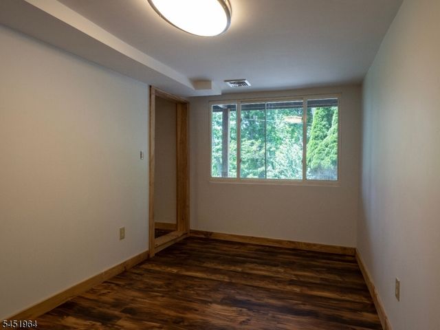 22 Hoffmans Crossing Rd, Lebanon Twp., NJ 07830